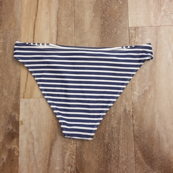 Cupshe Bule Striped Bikini Bottom Medium NWT - Picture 2 of 3